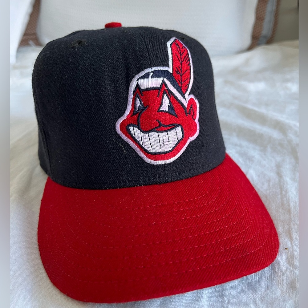 New era diamond collection vintage Indians hat
